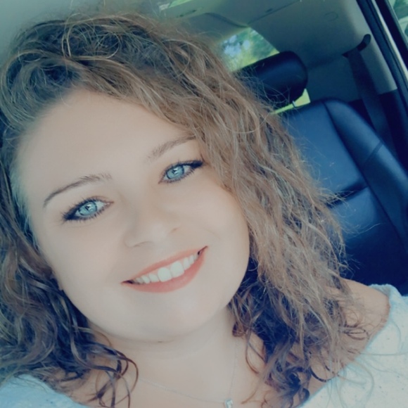 Meet your Posher, Randae - Picture 1 of 1